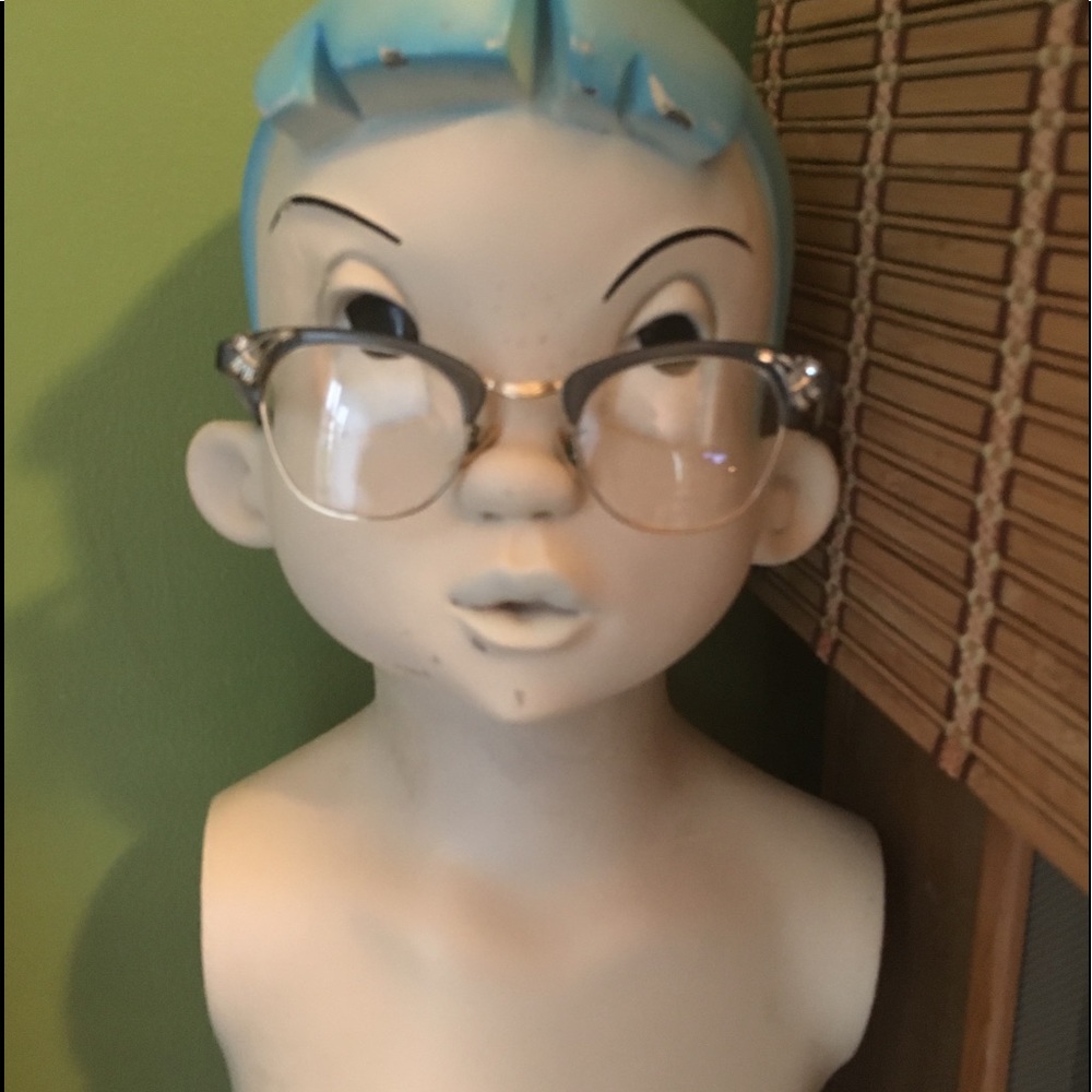 Vintage cats eyes rhinestone eyeglasses